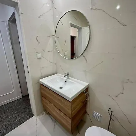 Double With Balcony Apartmán